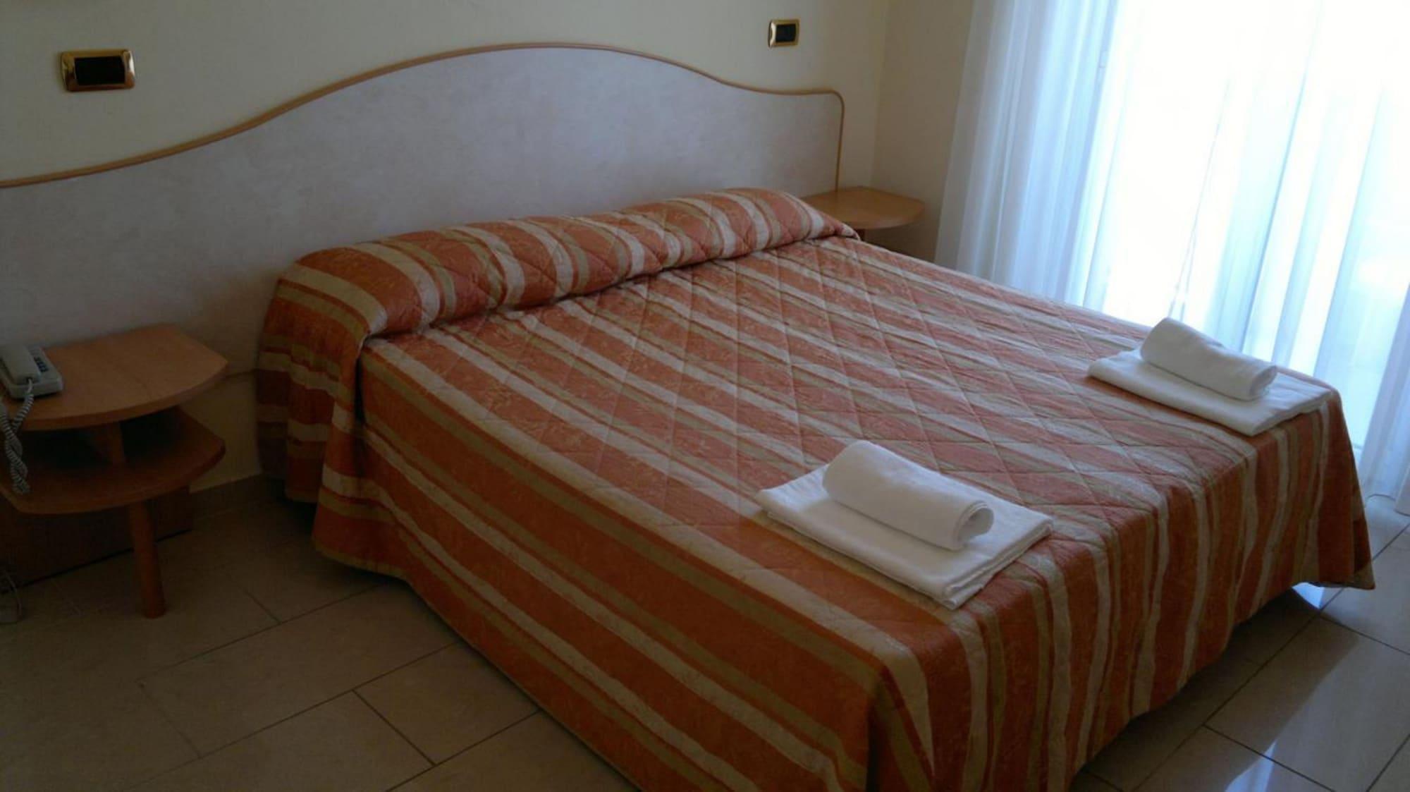 Hotel Elisir Rimini Exteriör bild